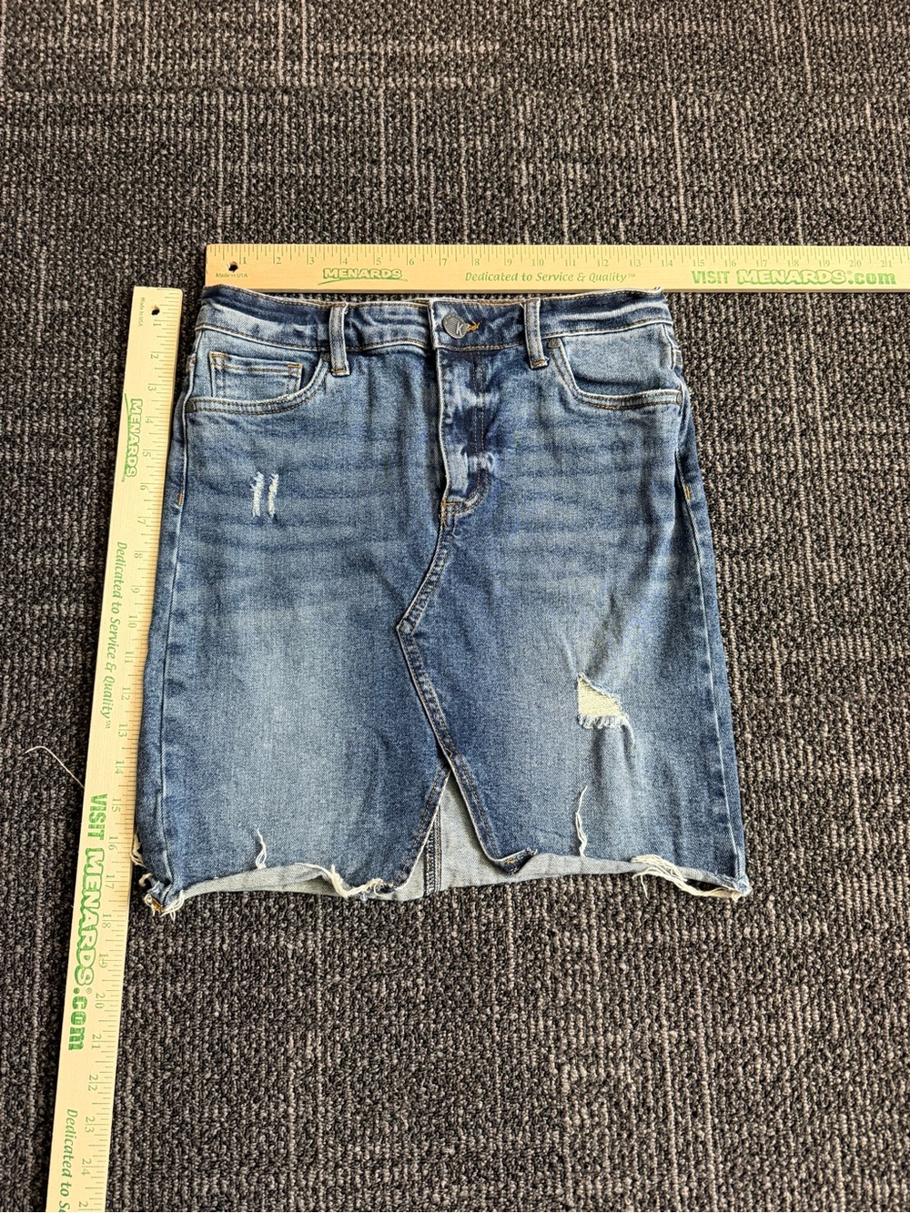 Kut From The Kloth Hannah Blue Denim Distressed Straight Skirt Size 2